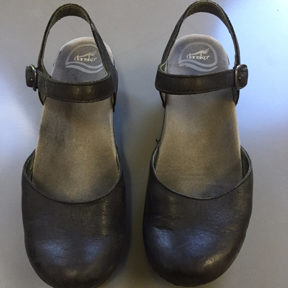 Black SAM Dansko