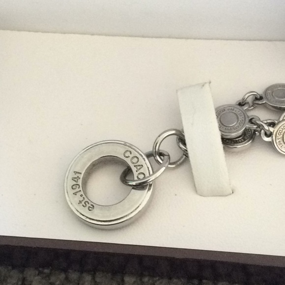 Coach watch - Picture 4 of 8