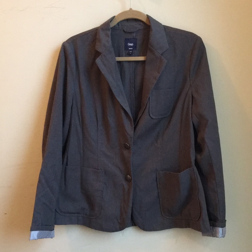 Gray GAP blazer