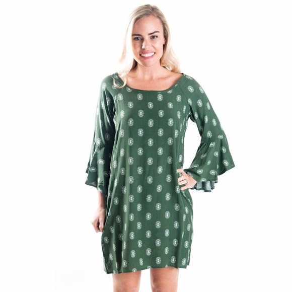 LAST ONE! 🌸 NWT Boutique Bell Sleeve Dress 🌸 - Picture 2 of 6