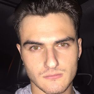 Meet your Posher, Kyle