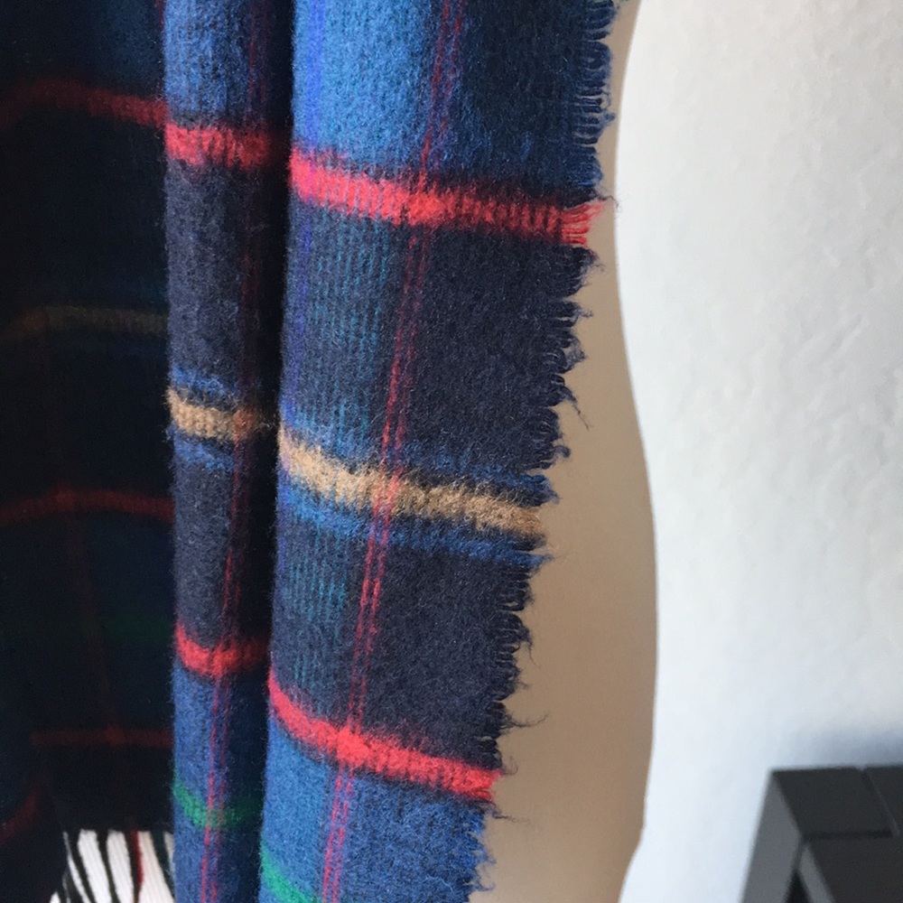 Multi Color Scarf - Picture 4 of 4