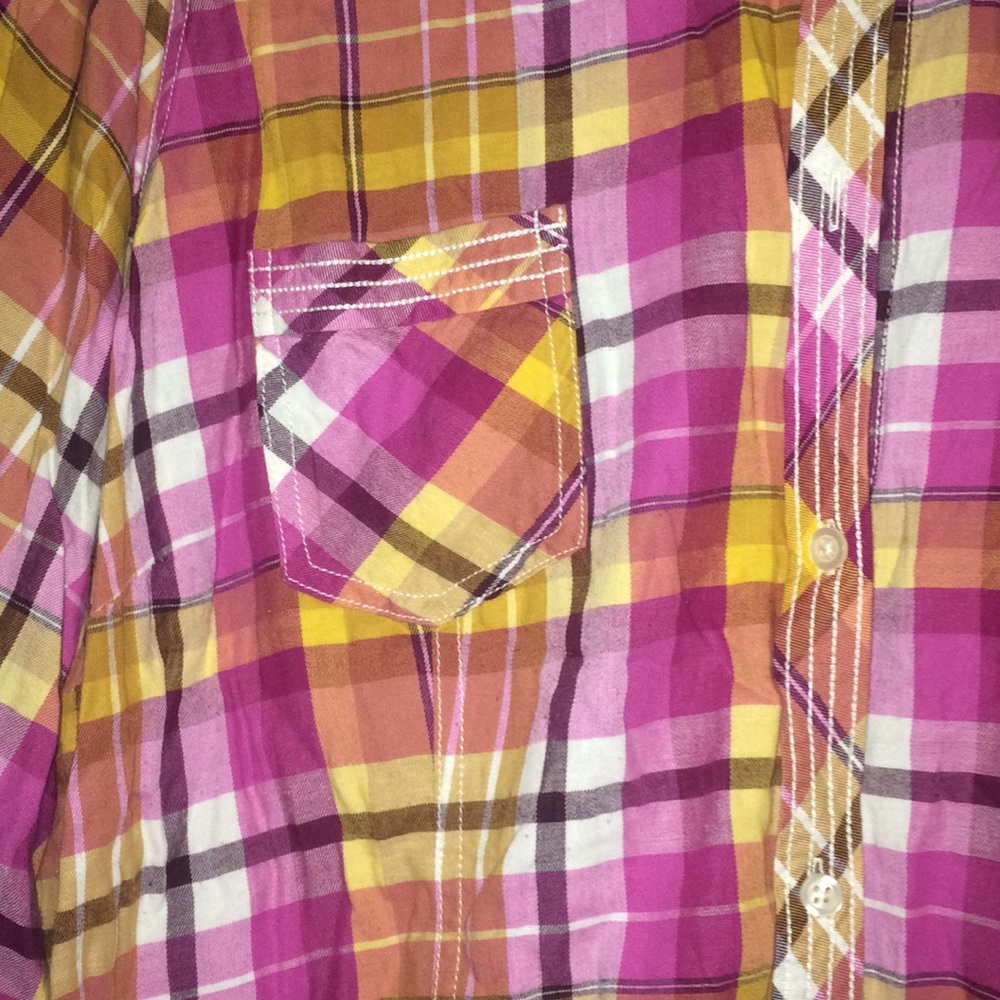!!FINAL SALE!! Plaid button down - Picture 2 of 2