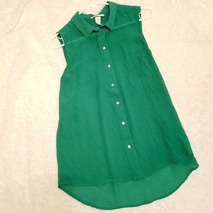 EUC H&M hi-lo button tank