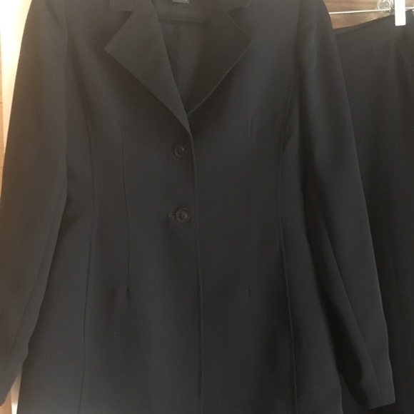 Three piece suit* - Picture 2 of 8