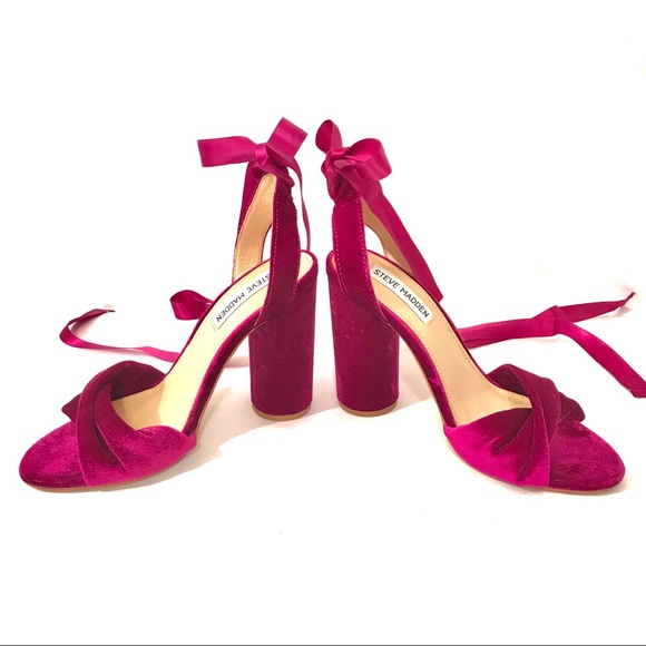 STEVE MADDEN Clary-V Velvet Sandal Heels - Picture 3 of 5