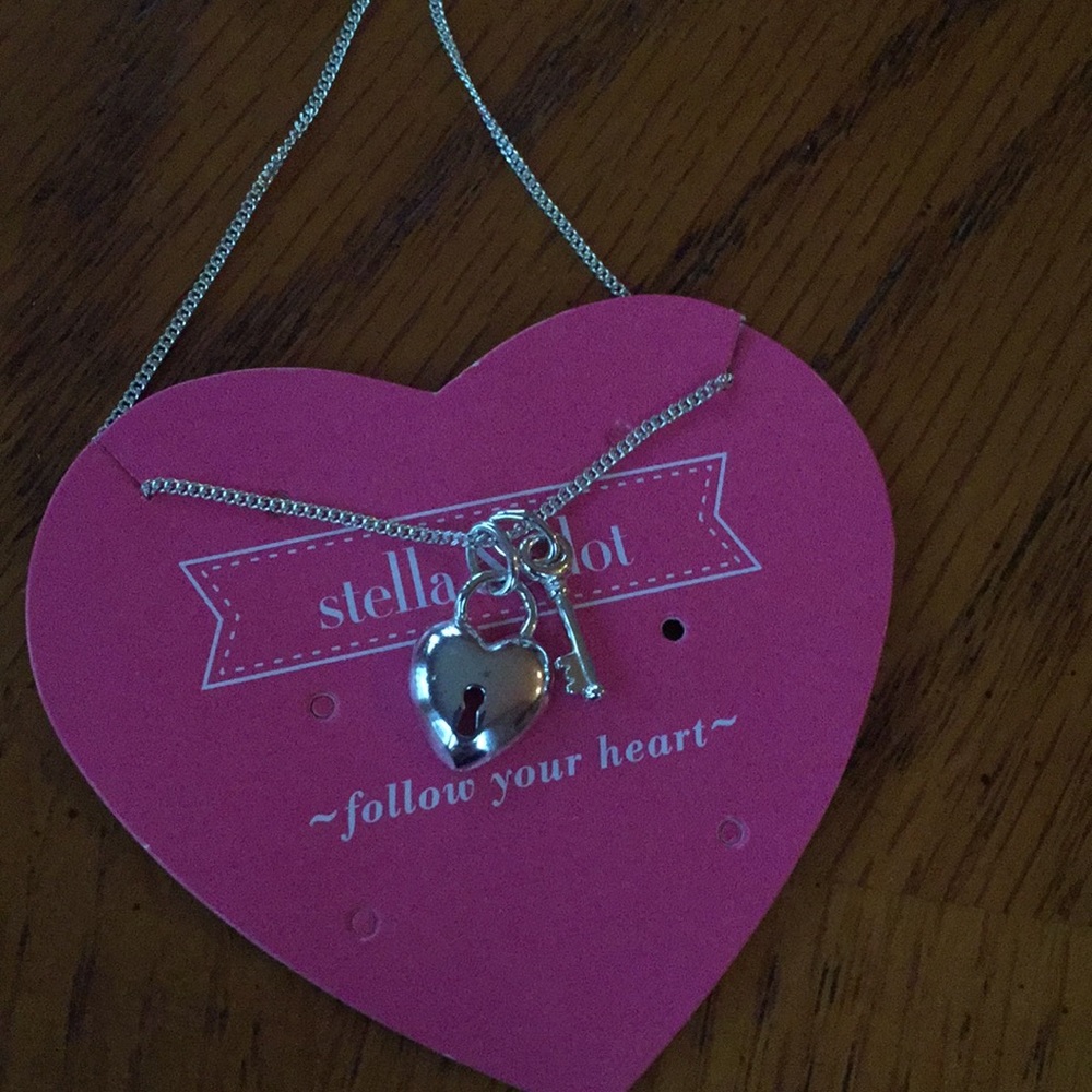Stella & Dot girls necklace