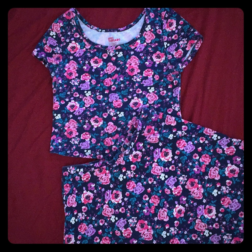 Slightly used epic threads girls L