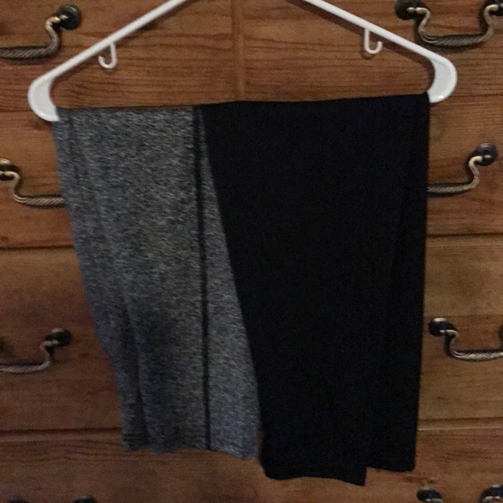 2 pairs of yoga Capri pants.
