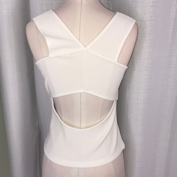 H&M White Stretch Top size small - Picture 3 of 3
