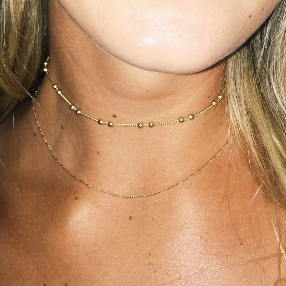 Gold choker