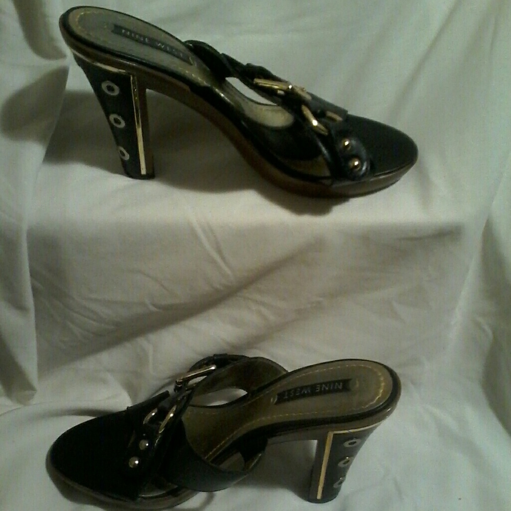 NINE WEST Platform Heel Sandals Black/Gold Sz 8M