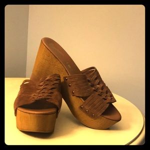 Seychelles wedge shoe