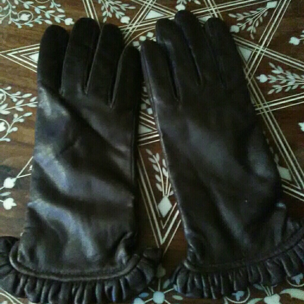 Ladies leather driving gloves