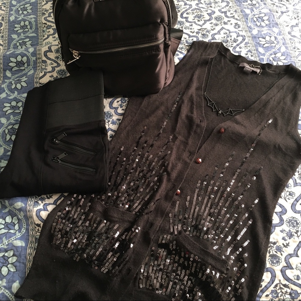 🚫SOLD🚫 Sequin Thin Sweater Vest