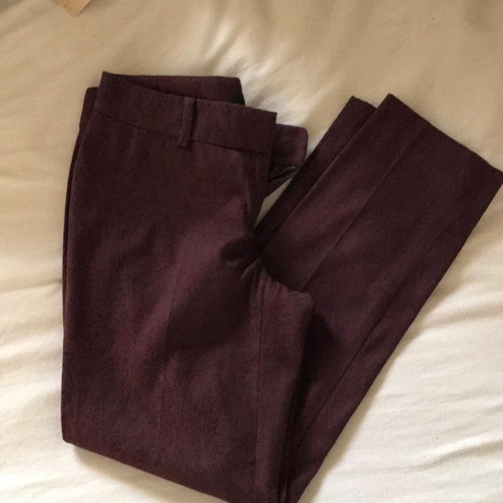 Maroon Patterned straight leg crop pants