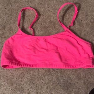 Victoria secret sports bra medium, worn once.