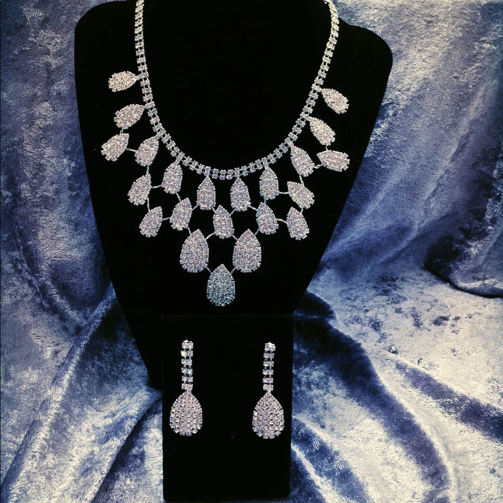 Sparkling Crystal Necklace & Earrings