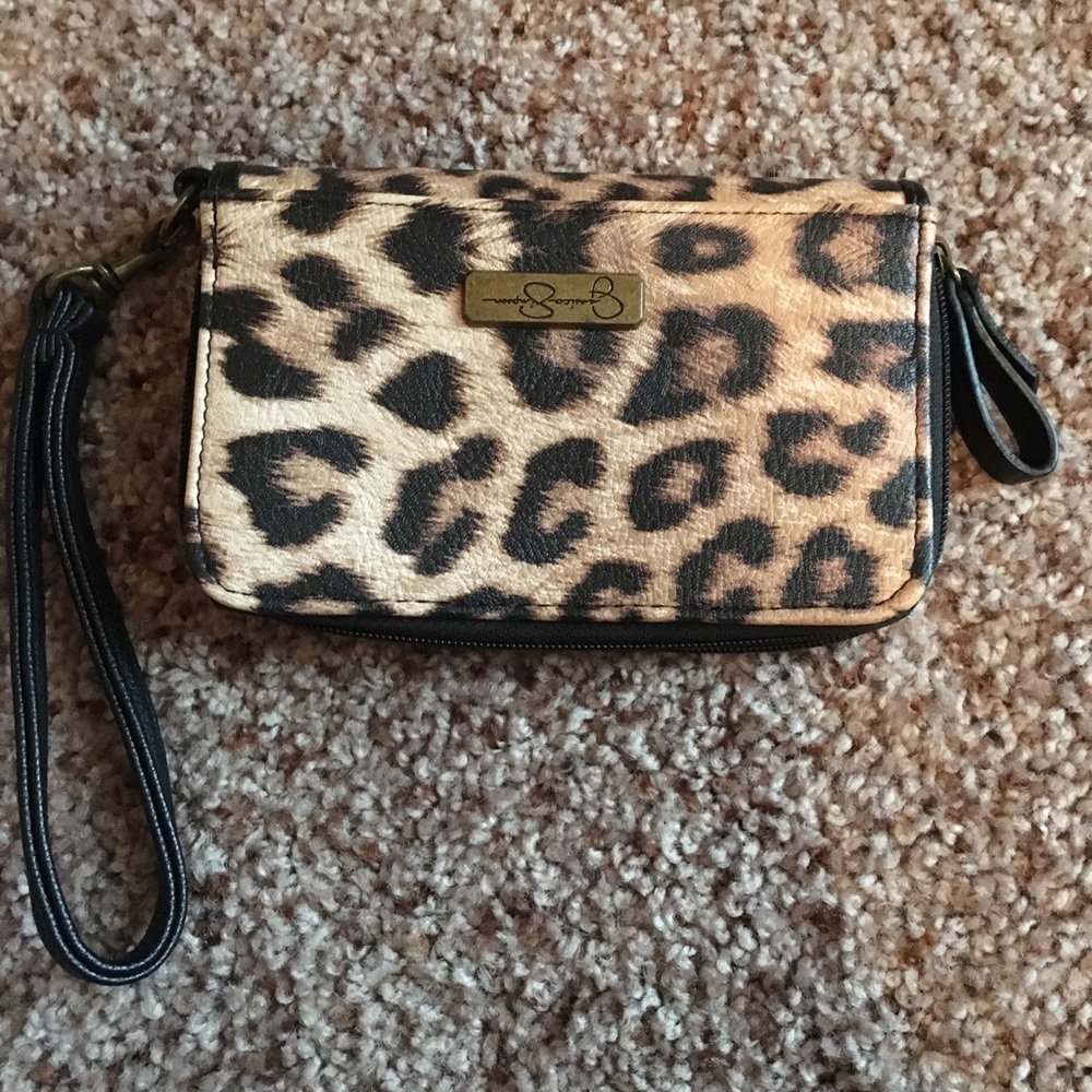 Leopard Jessica Simpson Wristlet