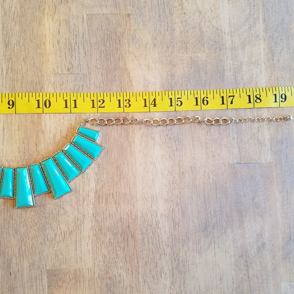 Turquoise statement necklace - Picture 4 of 4