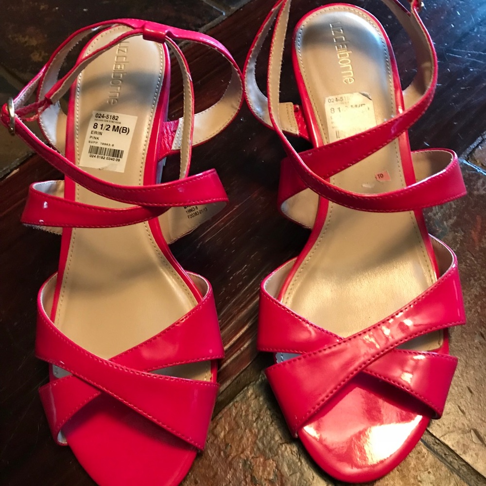 Liz Claiborne Hot Pink Wedges