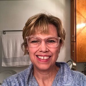 Meet your Posher, Kelli