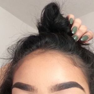 Meet your Posher, Alisha