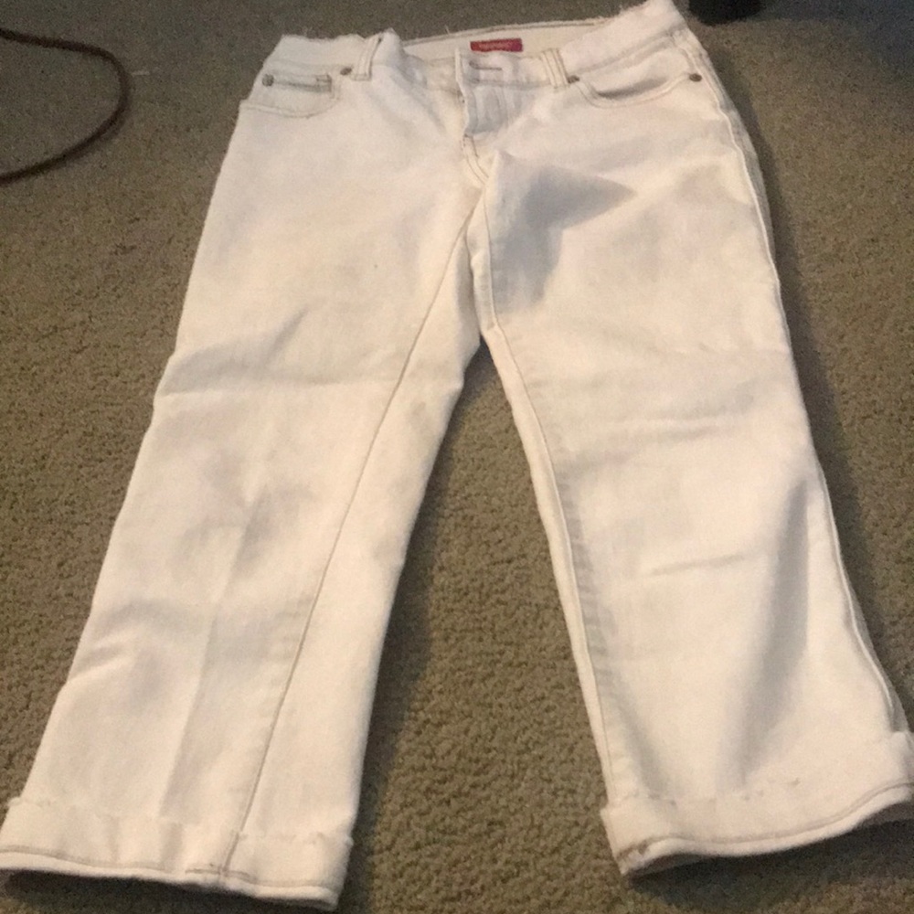 Blue asphalt brand white capris