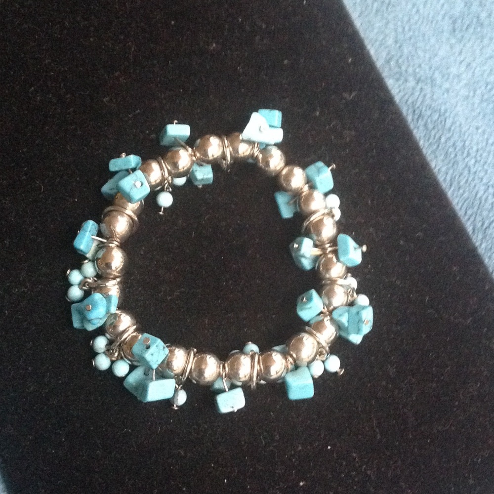 Funky bracelets - Picture 5 of 5