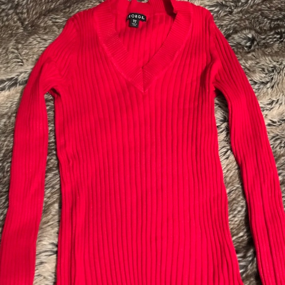 EUC Red v-neck sweater - size small - Picture 1 of 4