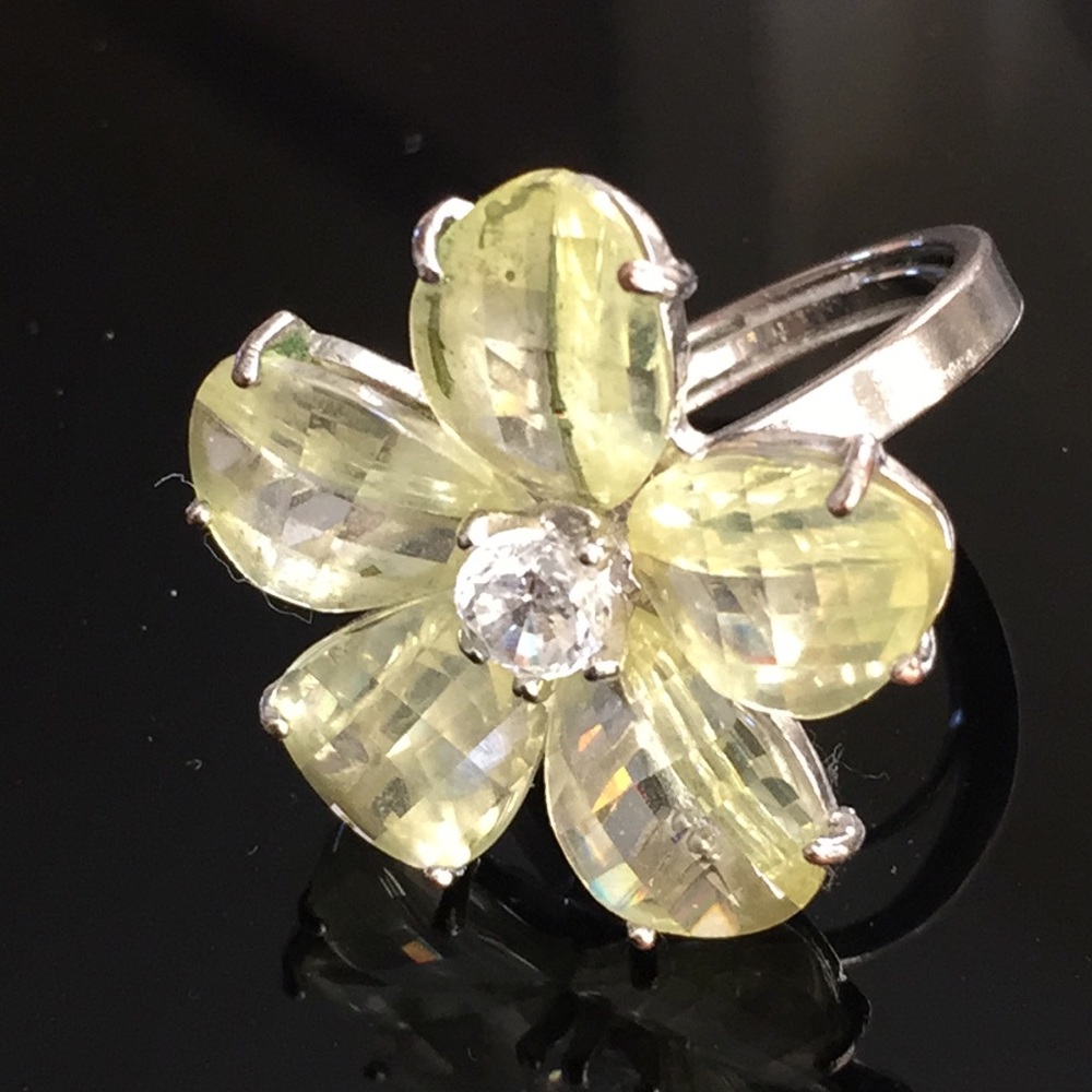 Cocktail ring (costume)