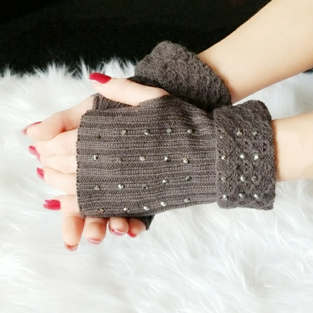 GRAY Rhinestone detailed fringerless mittens/glove - Picture 2 of 4