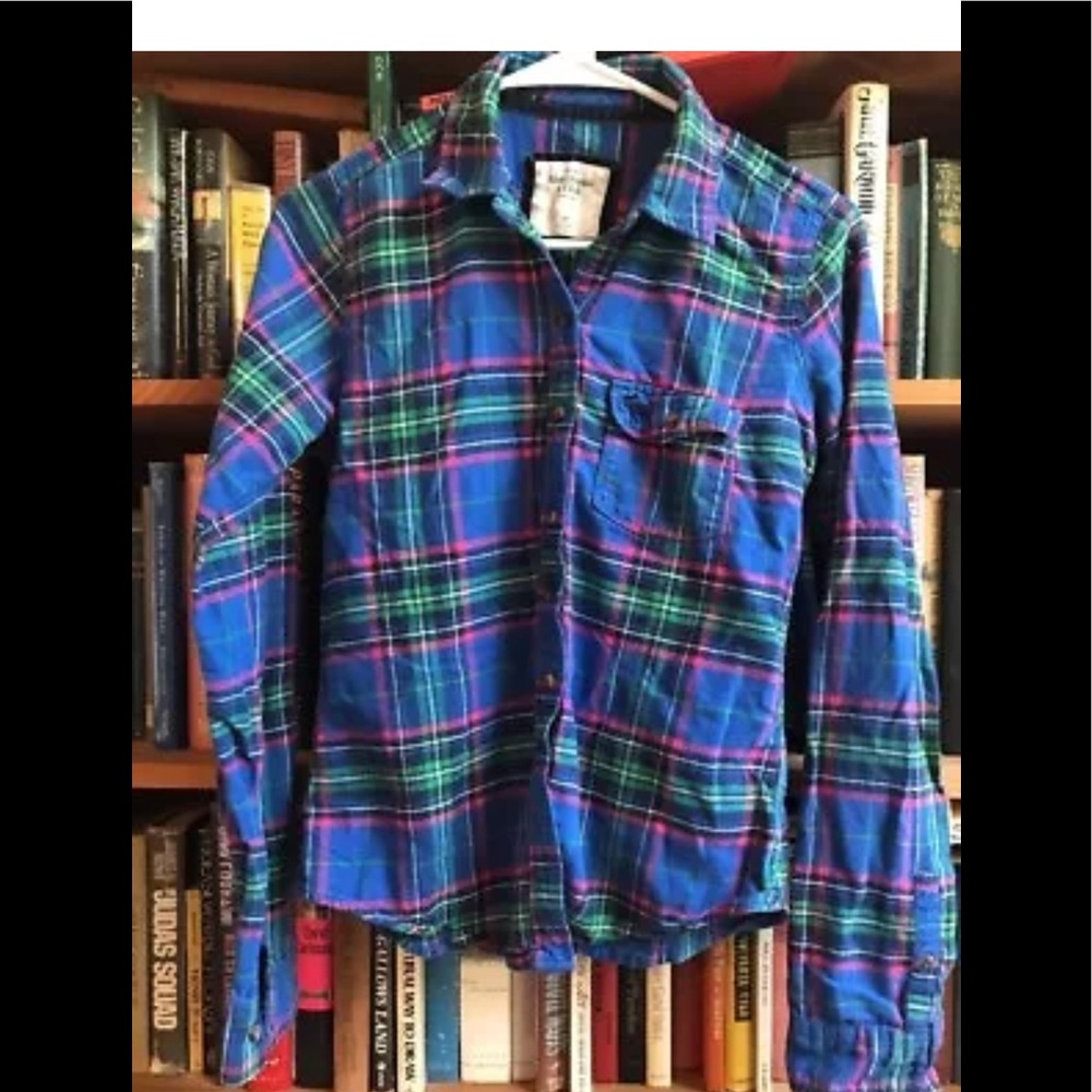 🐝Abercrombie & Fitch Blue/Pink Plaid ButtonDown