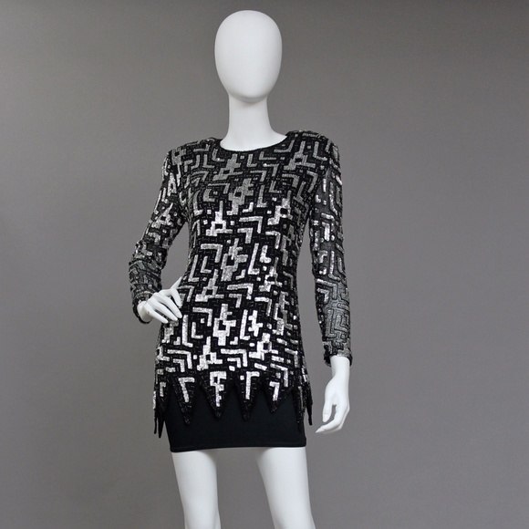 GEOMETRIC SPARKLING SEQUIN ASYMMETRIC PARTY TOP - Picture 2 of 8