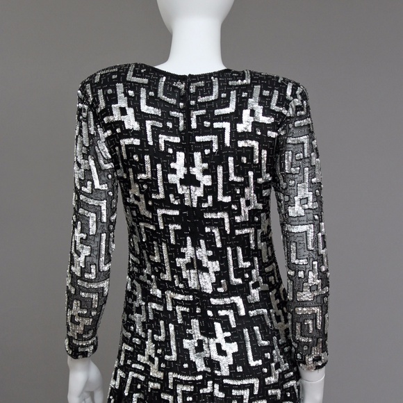 GEOMETRIC SPARKLING SEQUIN ASYMMETRIC PARTY TOP - Picture 8 of 8