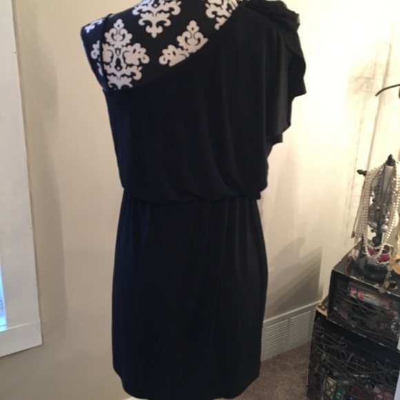 👗Fabulous One Shoulder Black Dress👗 - Picture 5 of 7