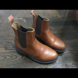 D.Martens Chelsea boots