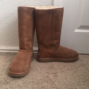 Tall Uggs Women’s