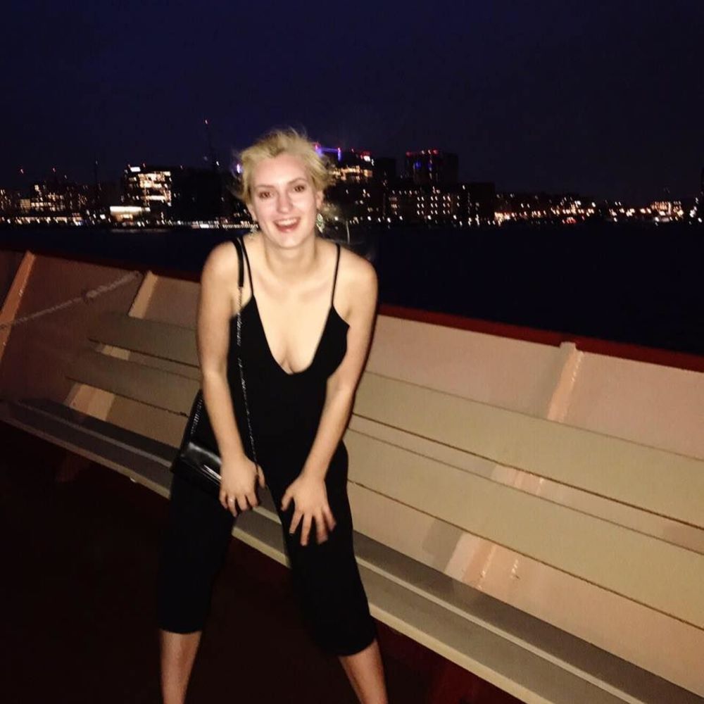 Meet your Posher, Nicole