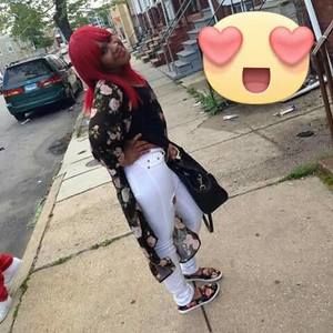 Meet your Posher, April