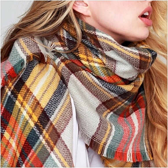 Gorgeous Plaid Oversized Blanket Scarf Wrap sold - Picture 3 of 6