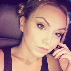 Meet your Posher, Justine