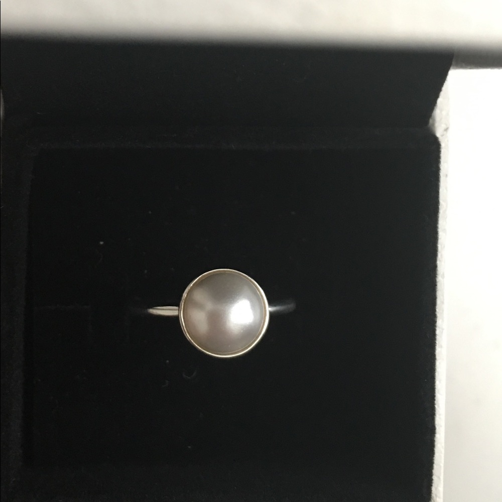 Pandora Luminous Droplet Ring, White Crystal Pearl