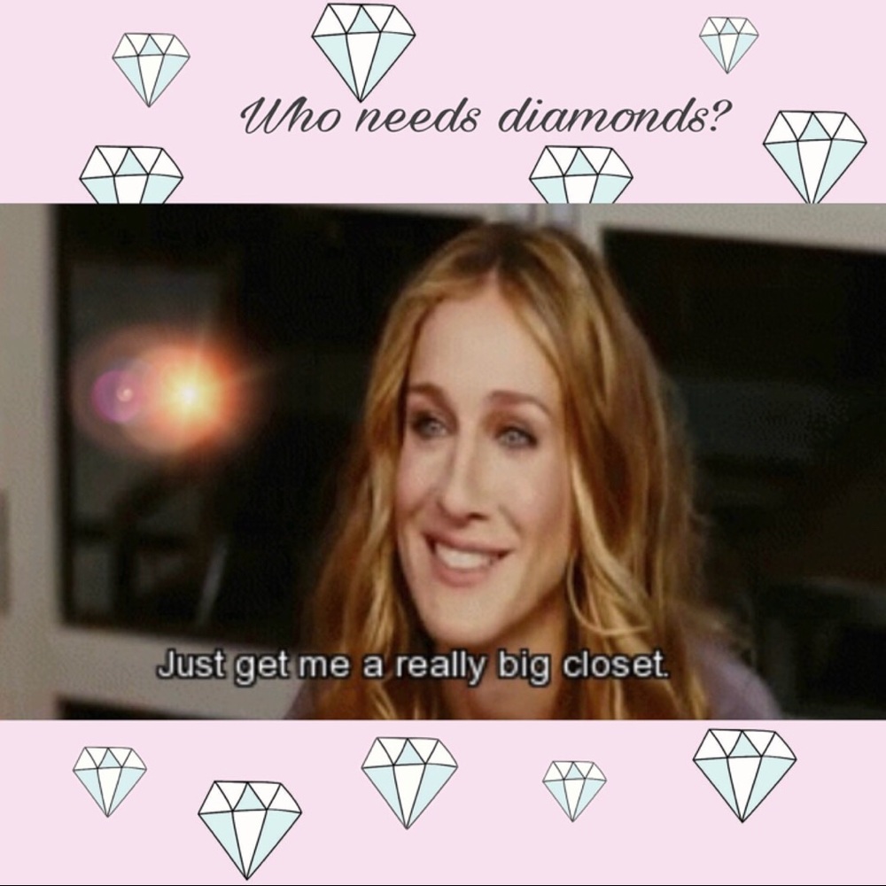 We can all use a little more closet space 👗👖👠