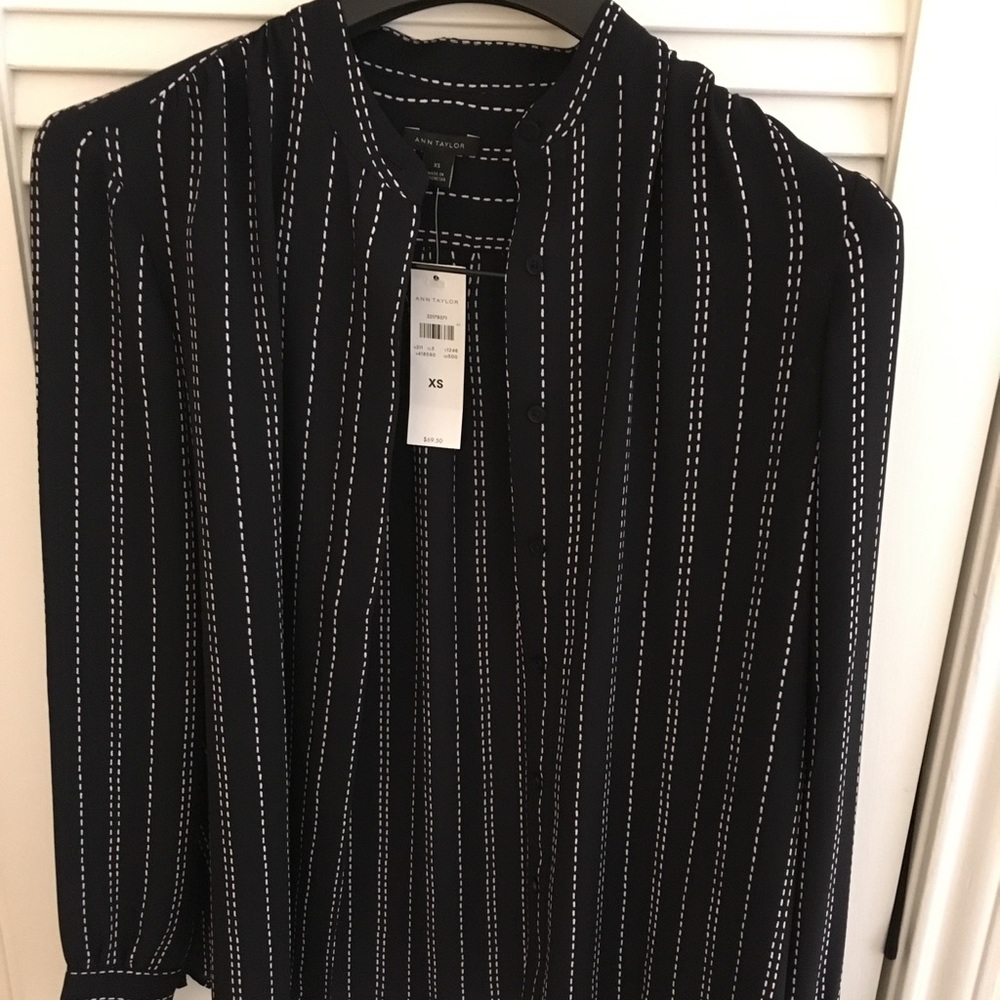 Ann Taylor Navy White stripe blouse NWT