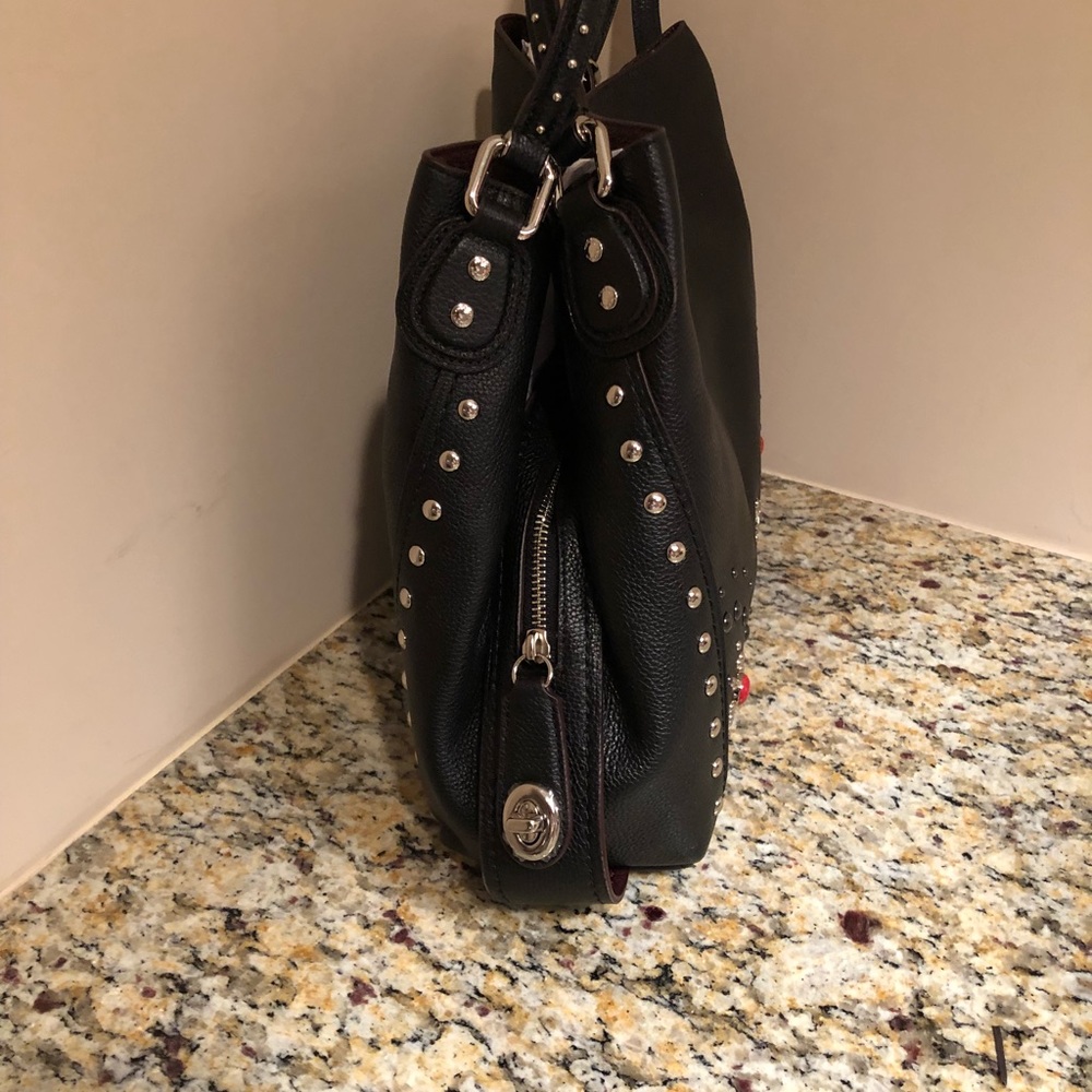 Coach women’s handbag - Picture 3 of 3