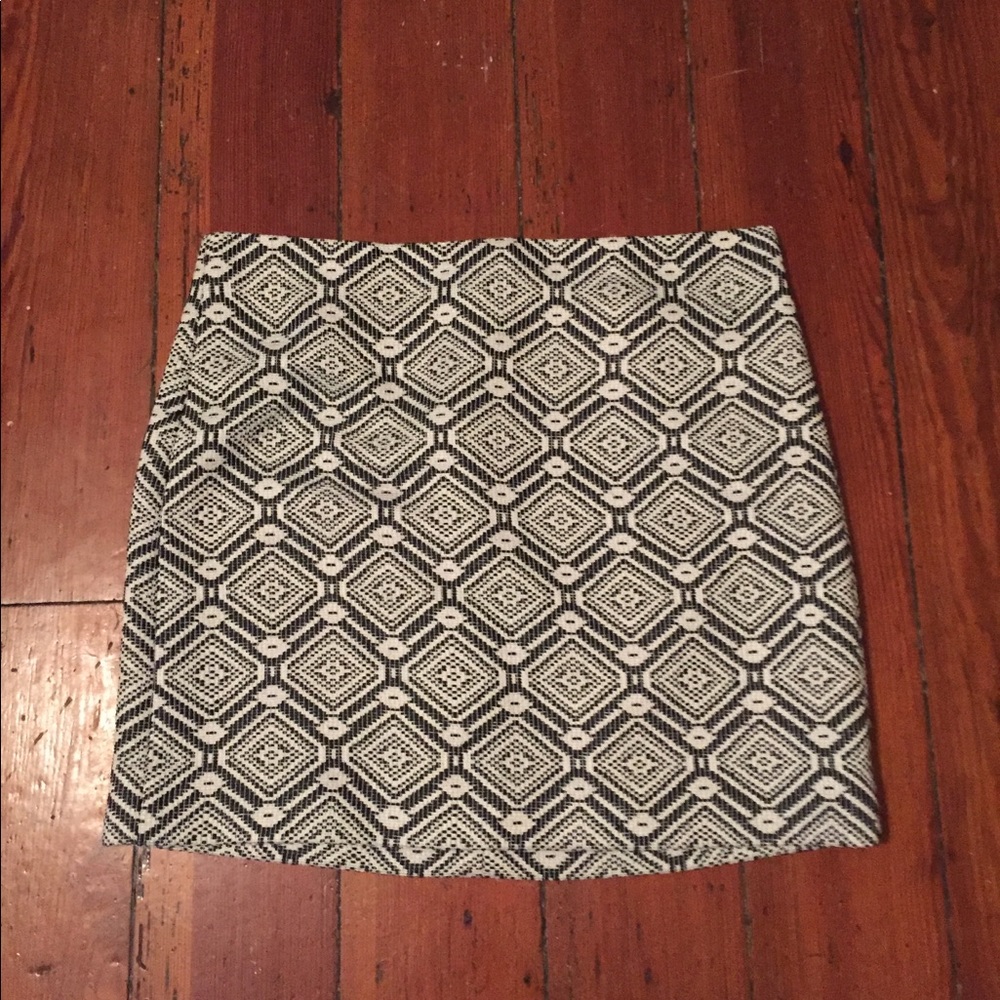 Sexy Aztec print JCrew mini
