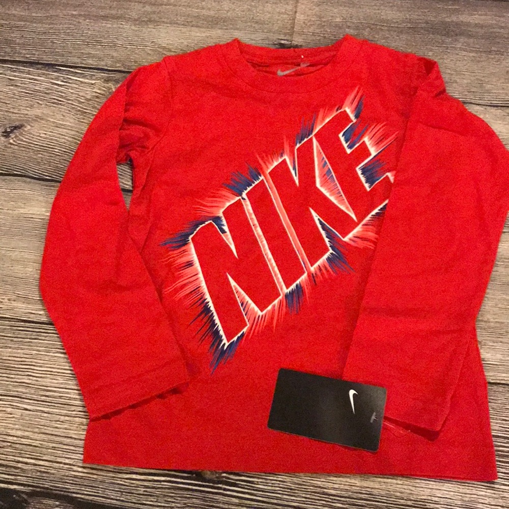 NWT Nike long sleeve tee. Sz 5
