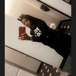 Meet your Posher, Amber