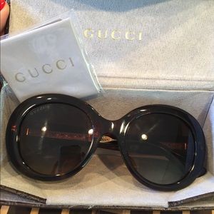 🔥GUCCI Glasses🔥 Never Worn/Tried On Recent Buy
